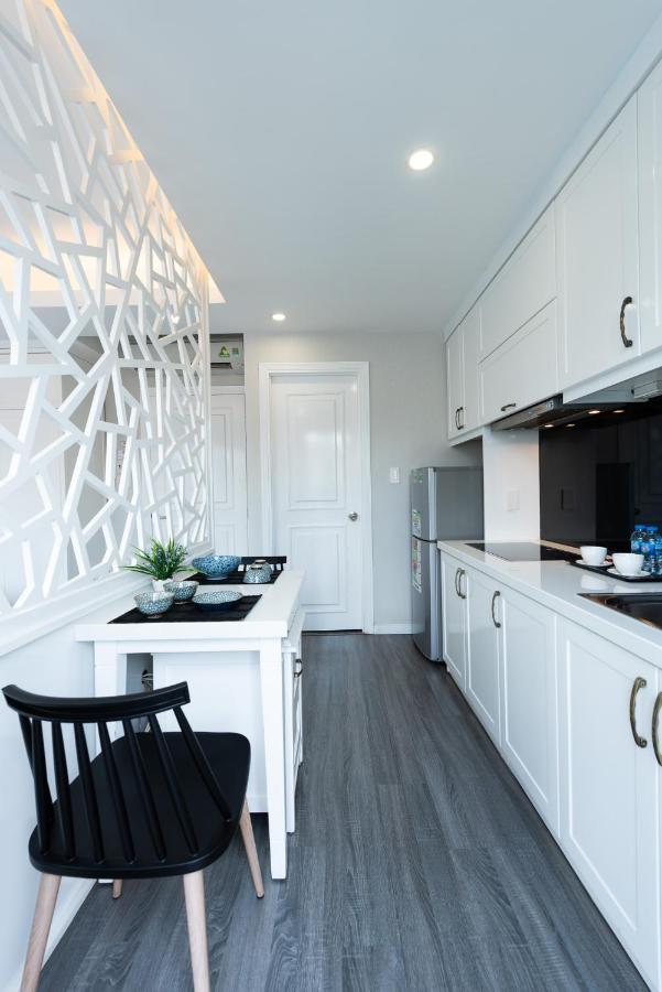 Golden Tree Apartment